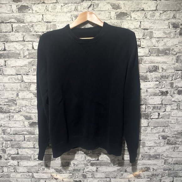 EUC Generic Men's Crew Neck Pullover Size M/L - Picture 1 of 9